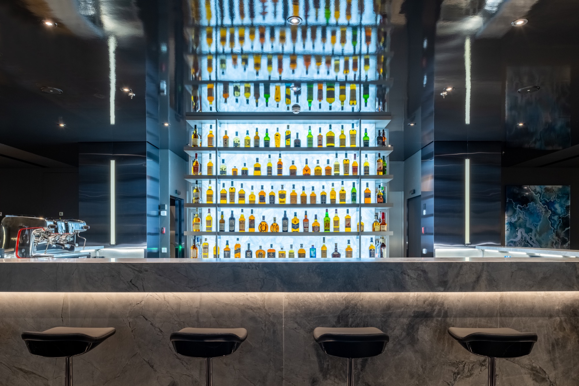 Scenic Eclipse - Scenic Bar - 5.jpg